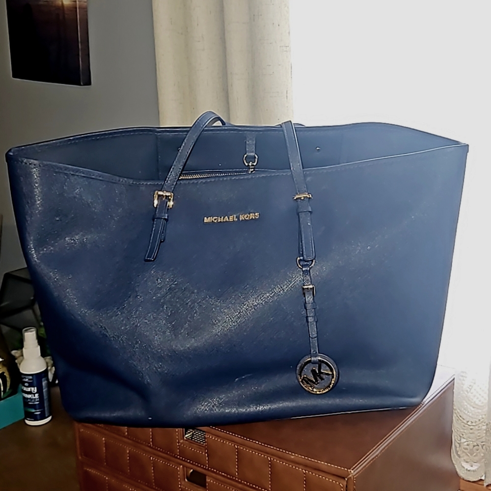 Michael Kors tote